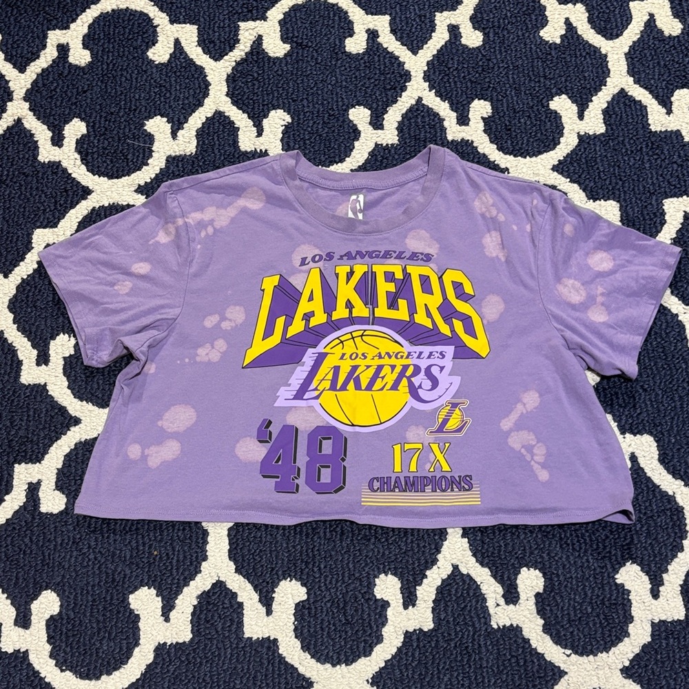 NBA LA LAKERS Purple Yellow Acid Wash Crop Short Sleeve Tee sz XL